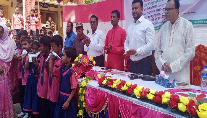 দক্ষিণাঞ্চলে এই প্রথম স্কুল মিল্ক কর্মসূচি উদ্বোধন
