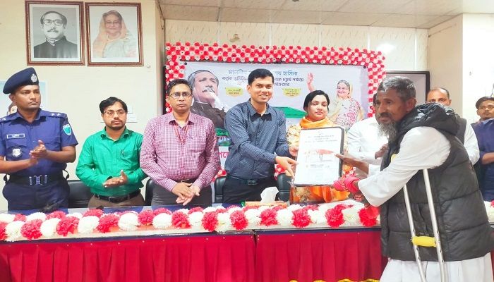 কুলাউড়ায় ৬৪ ছিন্নমূল-হতদরিদ্ররা পেলেন আপন ঠিকানা