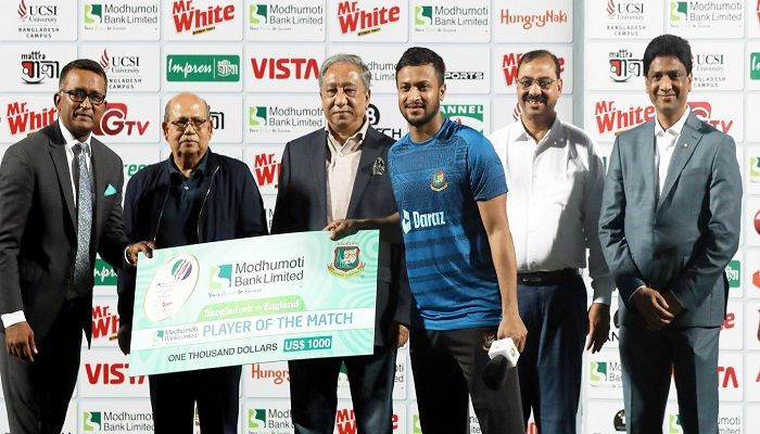 আইপিএল নিয়ে ‘অনড়’ অবস্থানে বিসিবি