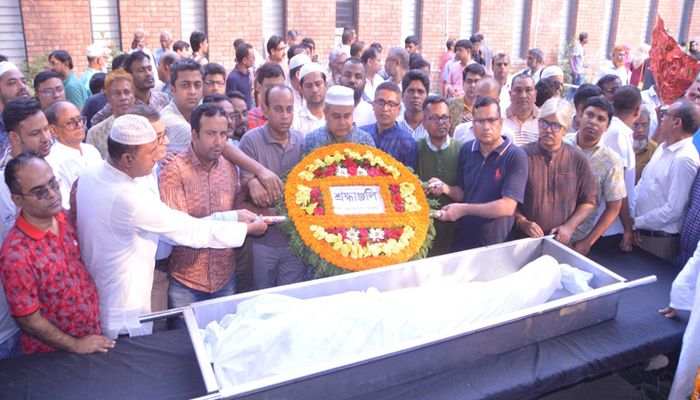 আজিমপুরে চিরনিদ্রায় সাংবাদিক আমিনুর রহমান তাজ