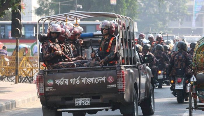 সারা দেশে ১৬১ প্লাটুন বিজিবি মোতায়েন