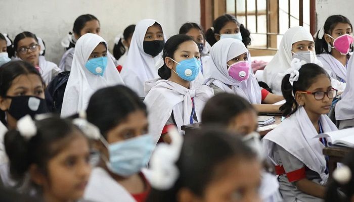 স্কুলে ভর্তির লটারির সময় পেছালো