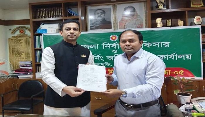 গাইবান্ধা-৫: আচরণবিধি লঙ্ঘনে আ’লীগ প্রার্থীকে তলব