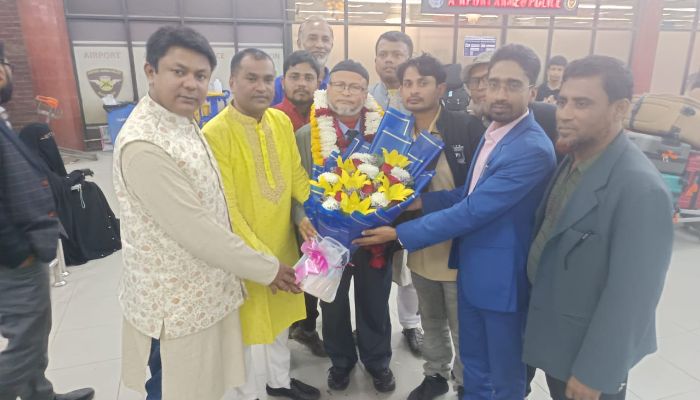 ফ্যাসিবাদকে রুখতে হলে ছাত্র জনতার ঐক্য দৃঢ় রাখতে হবে : রহমত উল্লাহ 