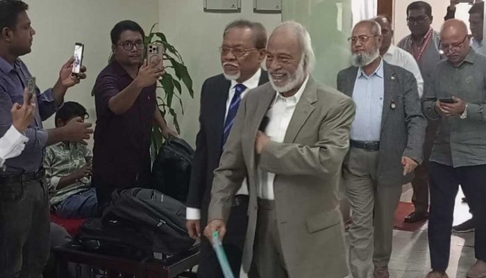 নির্বাচন নিয়ে সিইসির সঙ্গে বৈঠকে বিএনপি