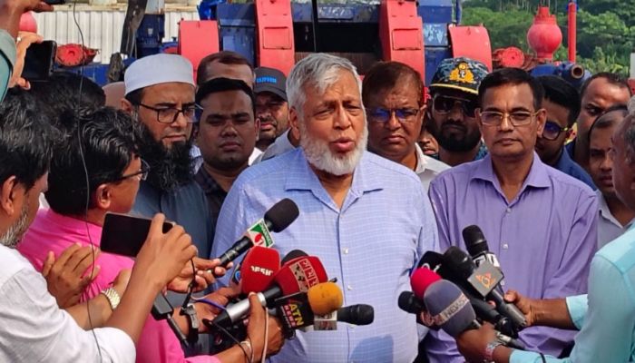 মেট্রোরেল দুর্ঘটনায় নিহতের পরিবার পাবে ৫ লাখ টাকা, চাকরির আশ্বাস: রেল উপদেষ্টা