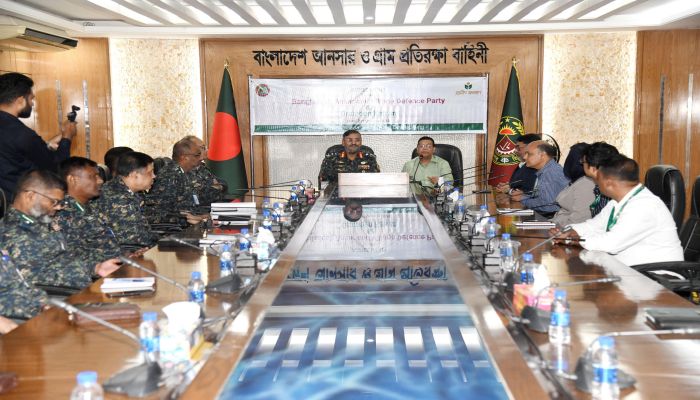 আনসার-ভিডিপির সাথে গ্রামীণ কল্যাণের স্বাস্থ্যসেবা সমঝোতা  চুক্তি স্বাক্ষরিত