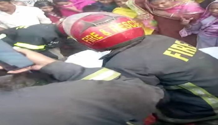 নীলফামারীতে ট্রাকচাপায় প্রথম শ্রেণির শিক্ষার্থীর মৃত্যু