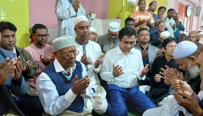 সারাদেশে খালেদা জিয়ার সুস্থতা কামনায় দোয়া