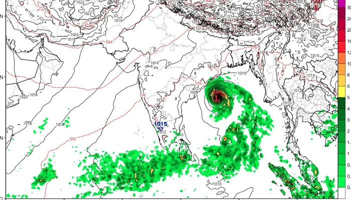 ঘূর্ণিঝড় সৃষ্টির প্রবল আশঙ্কা, কবে কোথায় আঘাত হানবে