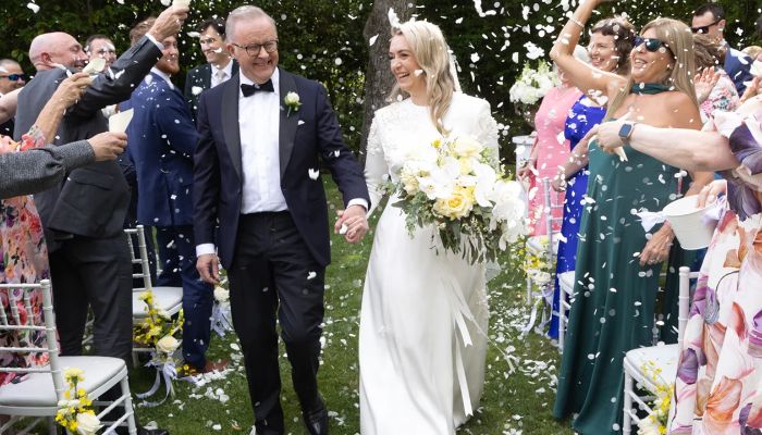 ৬২ বছর বয়সে বিয়ে করলেন অস্ট্রেলিয়ার প্রধানমন্ত্রী