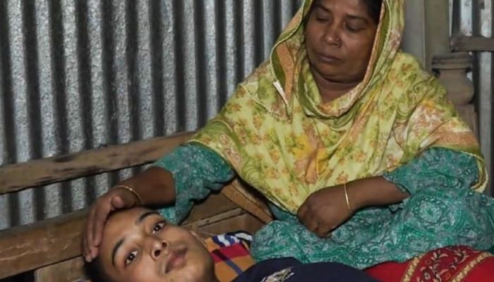 ক্যানসারের কাছে হার মানতে চায় না নাঈম