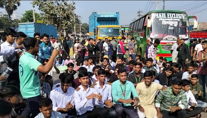 মুহাম্মদ সুমন ভূঁইয়া, বেগমগঞ্জ ( নোয়াখালী ) প্রতিনিধি 