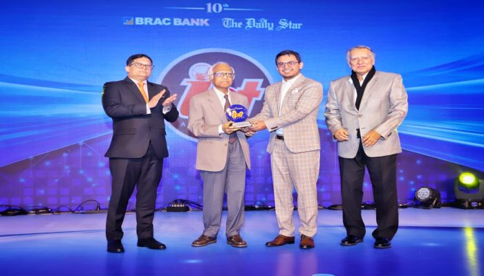 ডিজিটাল কমার্স অফ দ্য ইয়ার পুরস্কার পেল দারাজ বাংলাদেশ