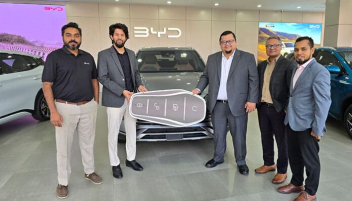 আইপিডিসি’র গাড়ি বহরে যুক্ত হলো বিওয়াইডি সিলায়ন ৬ পিএইচইভি