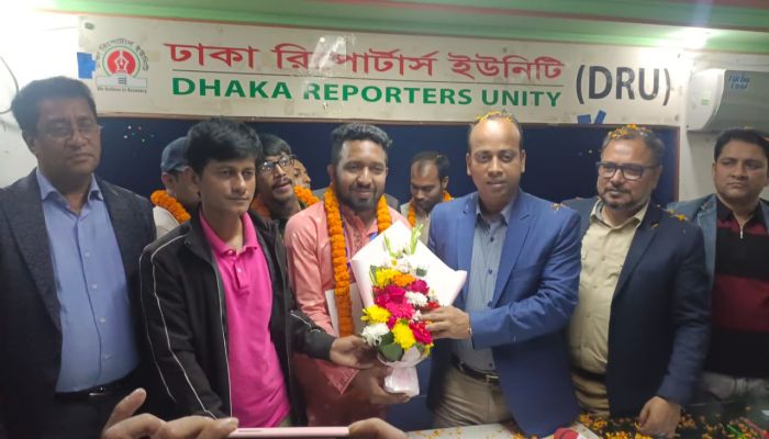 এমআরইউ'র কার্যনির্বাহী সদস্য পদে নির্বাচিত হলেন সাংবাদিক জয় শাহীন