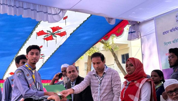 প্রেসিডেন্ট’স স্কাউট অ্যাওয়ার্ড পেলেন দাগনভূঞার সৌরভ