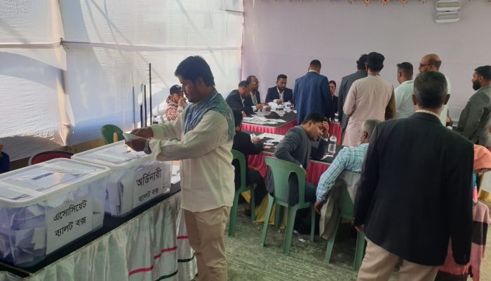 একযুগ পর মৌলভীবাজার চেম্বারের নির্বাচন, দুই প্যানেলের হাড্ডাহাড্ডি লড়াইয়ের সম্ভাবনা 