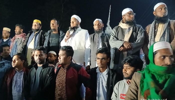 নলছিটির কৃতি সন্তান ওসমান হাদী'র ওপর গুলি, প্রতিবাদে নিজ জন্মভূমিতে বিক্ষোভ মিছিল 