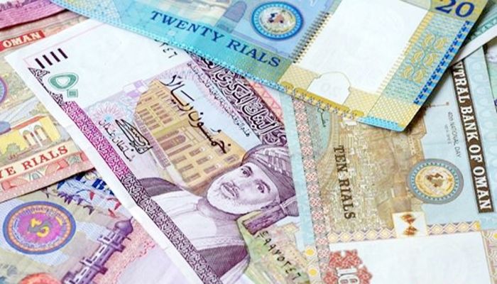 এক মার্কিন ডলারে ইরানের ১২ লাখ রিয়াল
