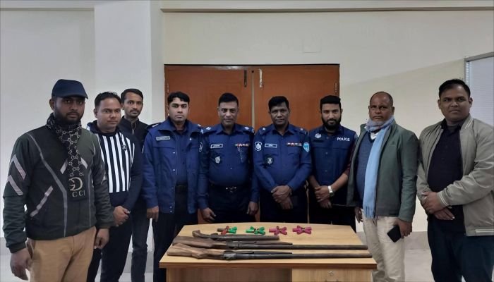 কোম্পানীগঞ্জে পুলিশের বিশেষ অভিযানে অবৈধ অস্ত্র ও কার্তুজ উদ্ধার