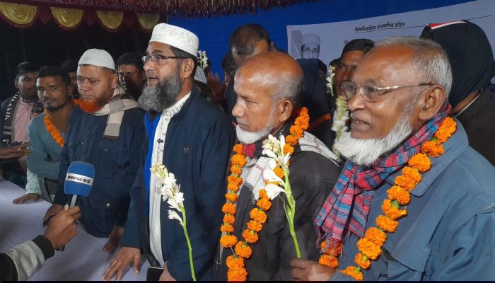 নীলফামারীতে বিএনপির অর্ধশতাধিক নেতাকর্মীর জামায়াতে যোগদান