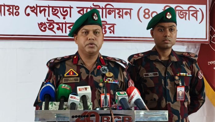 ত্রয়োদশ জাতীয় সংসদ নির্বাচন উপলক্ষে সীমান্তে নিরাপত্তা জোরদার: বিজিবির প্রেস ব্রিফিং