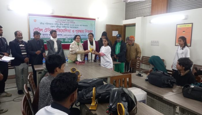 মাদারীপুরে টেবিল টেনিস প্রতিযোগিতা অনুষ্ঠিত