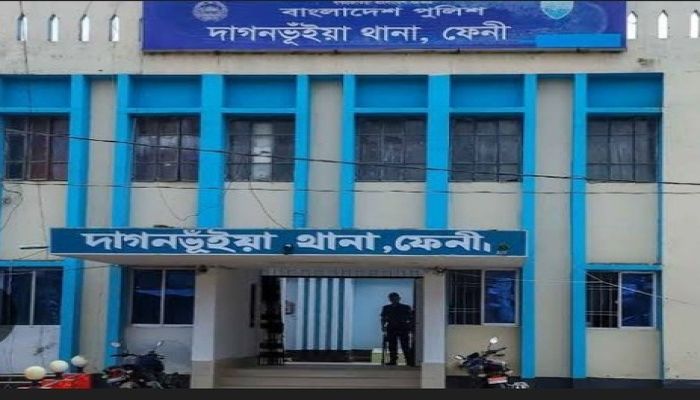 দাগনভূঞায় ২ অটো-রিকশার মুখোমুখি সংঘর্ষে নিহত ১, আহত ৭