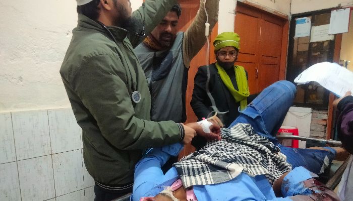 সড়কে ঝরে গেল দশম শ্রেণির শিক্ষার্থী নয়ন