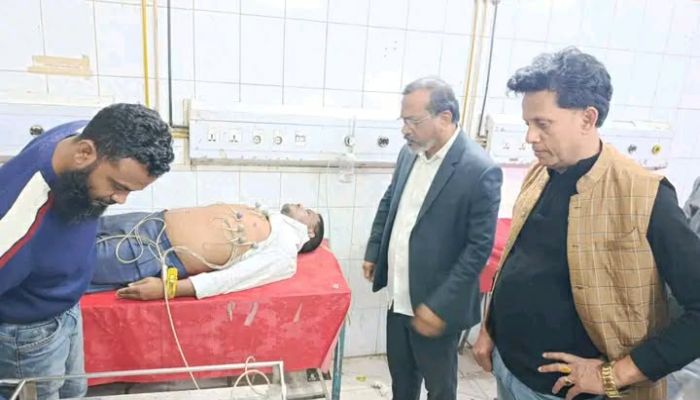  জাতীয় পার্টির নির্বাচনী কার্যালয়ে হামলার অভিযোগ: আহত ৫