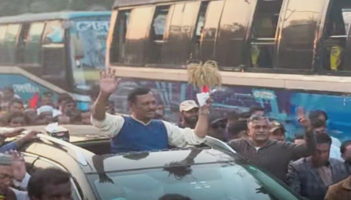 বিএনপি মনোনীত প্রার্থীর  বিশাল নির্বাচনী গণমিছিল