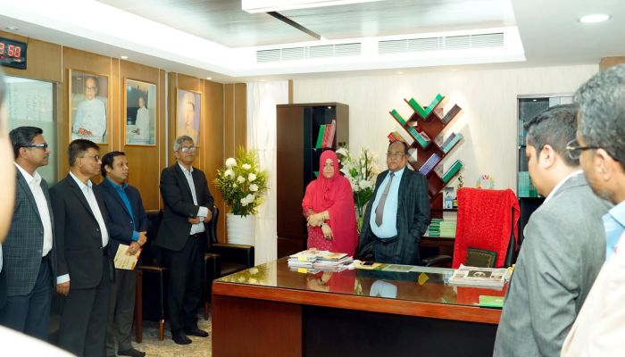 প্রথমবারের মতো দেশের সীমানা ছাড়িয়ে বাংলাদেশের পণ্য হামদর্দ