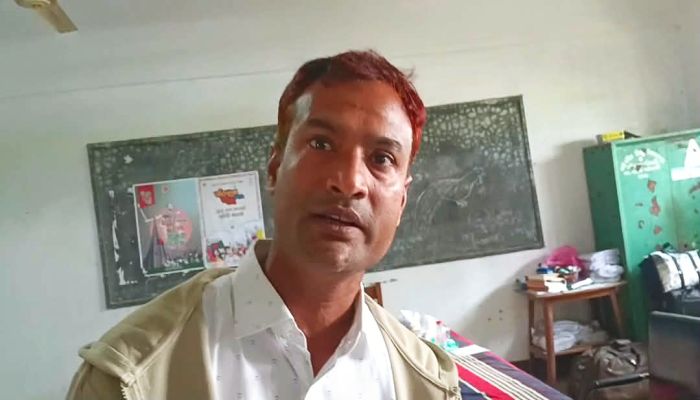 ফল ঘোষণার আগেই রেজাল্ট শিটে স্বাক্ষর: প্রিজাইডিং কর্মকর্তার বিরুদ্ধে অভিযোগ