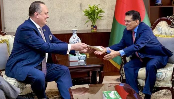 পররাষ্ট্রমন্ত্রী ড. খলিলুর রহমানকে মার্কিন রাষ্ট্রদূতের অভিনন্দন