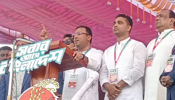 ডক্টর মনিরুজ্জামানকে নির্বাচিত করলে উন্নয়নের সয়লাব হবে: হুমায়ুন কবির