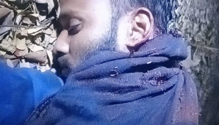 সীতাকুণ্ডে অটোরিকশা চালকের গলাকাটা মরদেহ উদ্ধার, এলাকায় চরম আতঙ্ক