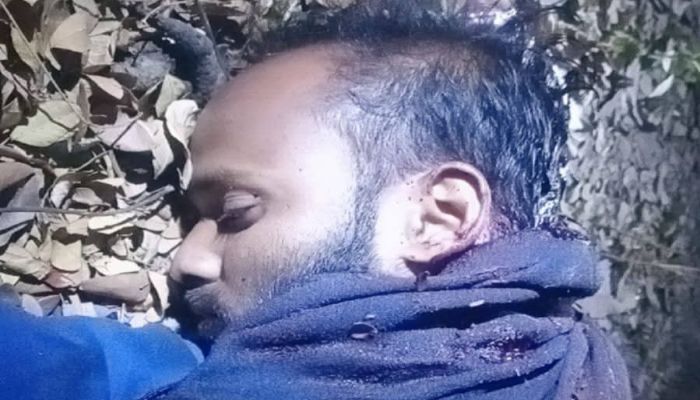 অটোরিকশা চালকের গলাকাটা মরদেহ উদ্ধার: এলাকায় চরম আতঙ্ক