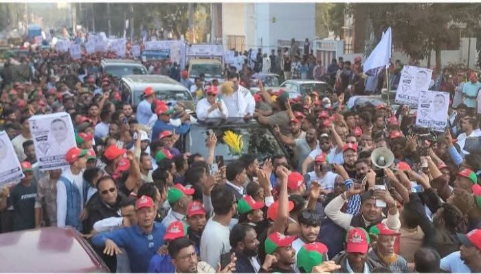 ধানের শীষ-দাঁড়িপাল্লার ব্যাপক সোডাউন, ভিন্ন কৌশলে দেয়াল ঘড়ি প্রতীকের প্রার্থী 