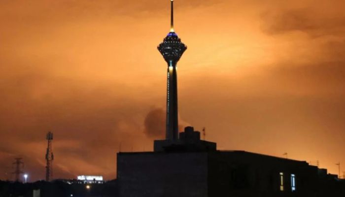 এবার কুয়েতের প্রধান বিমানবন্দরে ড্রোন হামলা করলো ইরান