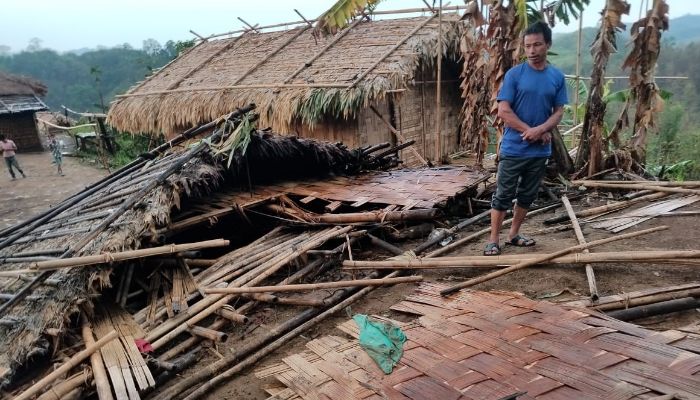 সাজেকে ঝড়ের তাণ্ডব, ক্ষতিগ্রস্ত অন্তত ১৯ পরিবার