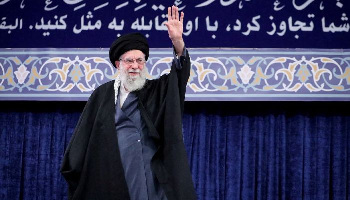 ইরানের সর্বোচ্চ নেতা খামেনি নিহত, ৪০ দিনের রাষ্ট্রীয় শোক ঘোষণা