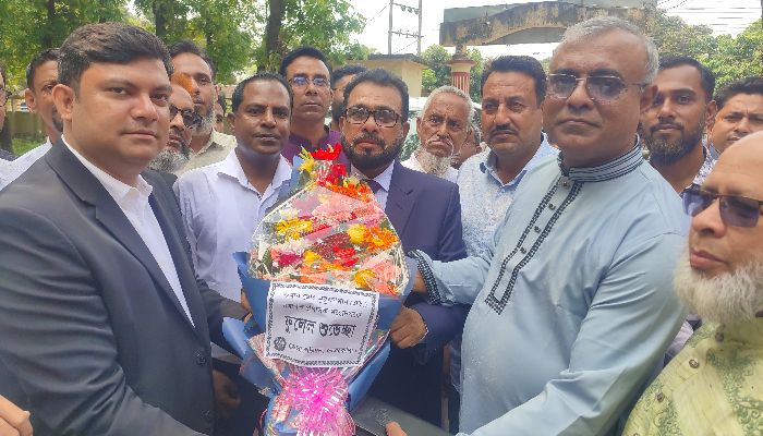 নেত্রকোণা জেলা পরিষদের নব নিযুক্ত প্রশাসক এর  দায়িত্বভার গ্রহণ