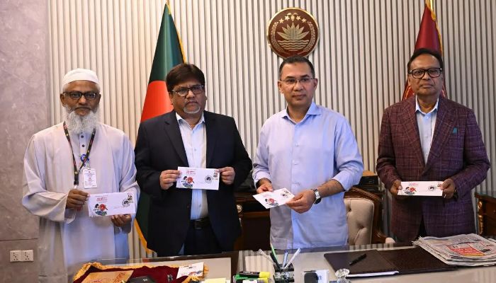 স্বাধীনতা দিবসে ডাকটিকিট উন্মোচন করলেন প্রধানমন্ত্রী