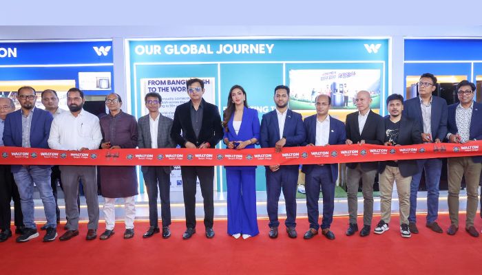 আন্তর্জাতিক বাজারে একসঙ্গে ১৫টি নতুন মডেলের ফ্রিজ উন্মোচন করলো ওয়ালটন