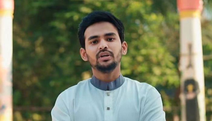 বিএনপি খুব দ্রুত দমনমূলক অবস্থানে যাচ্ছে: আসিফ