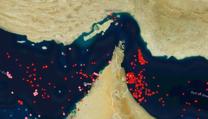 হরমুজে ইরানের নাম ভাঙিয়ে প্রতারণা, ক্রিপ্টোতে ট্রানজিট ফি দাবি