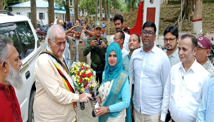 রুমায় সরকারি দপ্তরের কর্মকর্তা ও স্থানীয়দের অংশগ্রহণে মতবিনিময় সভা