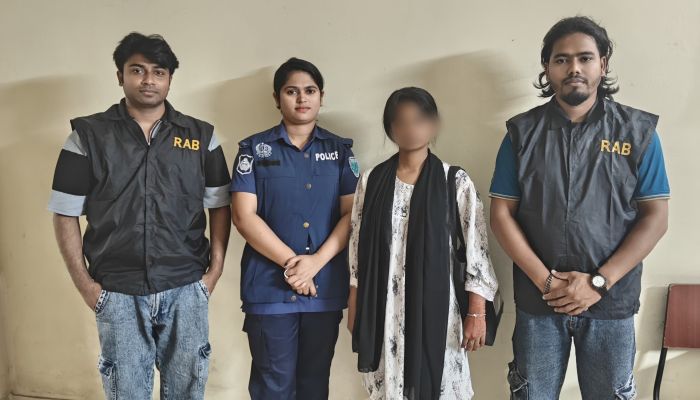 র‍্যাবের অভিযানে নিখোঁজ কিশোরী বড়লেখা থেকে উদ্ধার 