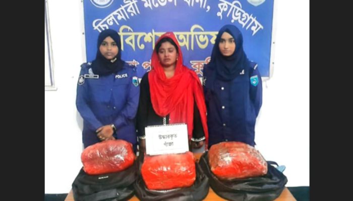 যশোরের নারী  মাদক কারবারি কুড়িগ্রামে ১২ কেজি গাঁজাসহ গ্রেফতার 